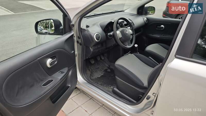 Хэтчбек Nissan Note 2012 в Днепре