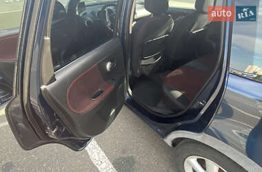 Хэтчбек Nissan Note 2007 в 