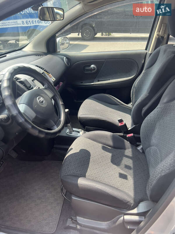 Хэтчбек Nissan Note 2012 в Киеве