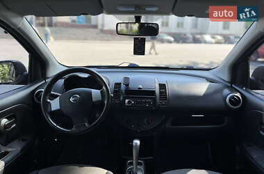 Хетчбек Nissan Note 2010 в 