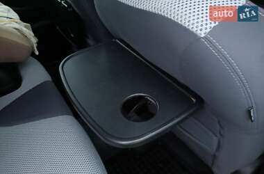 Хэтчбек Nissan Note 2008 в 