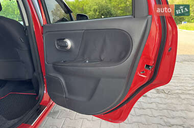 Хетчбек Nissan Note 2010 в 