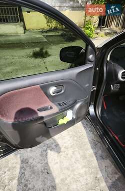 Хэтчбек Nissan Note 2007 в 