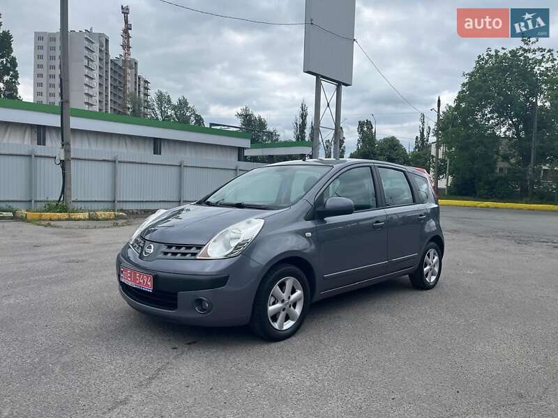 Хетчбек Nissan Note 2007 в 