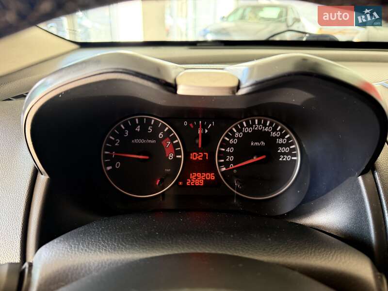 Хетчбек Nissan Note 2011 в Чернівцях