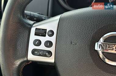 Хэтчбек Nissan Note 2007 в 