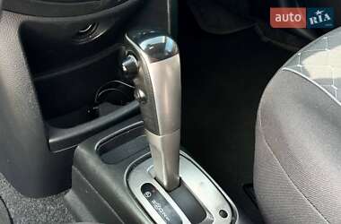 Хэтчбек Nissan Note 2007 в 
