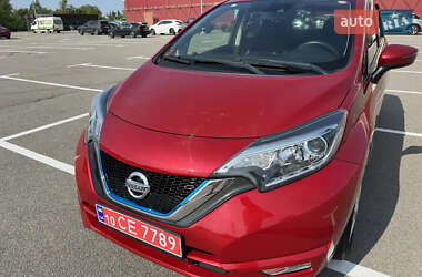 Хэтчбек Nissan Note 2016 в 