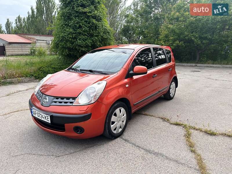 Хетчбек Nissan Note 2006 в 