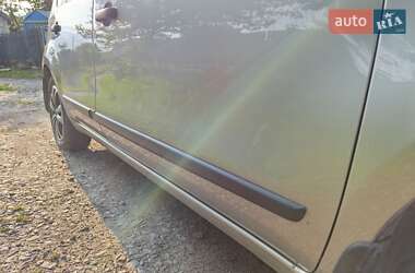 Хэтчбек Nissan Note 2008 в 