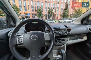 Хетчбек Nissan Note 2010 в 