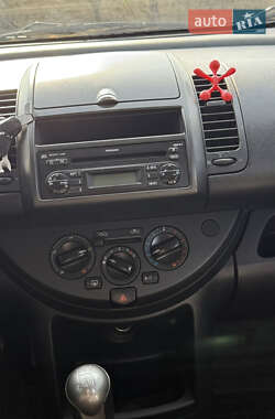Хэтчбек Nissan Note 2008 в 