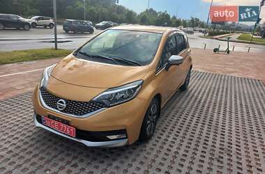 Хэтчбек Nissan Note 2017 в Киеве