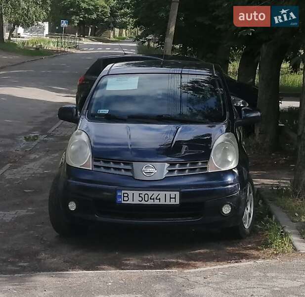 Хетчбек Nissan Note 2006 в Миргороді