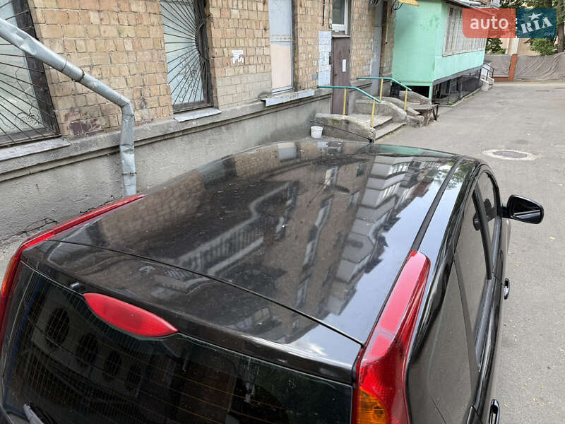 Хетчбек Nissan Note 2006 в Києві