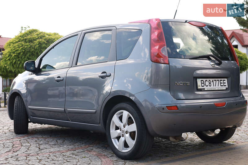 Хэтчбек Nissan Note 2007 в Львове