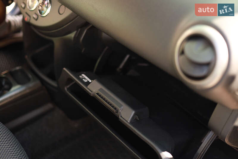 Хэтчбек Nissan Note 2007 в Львове