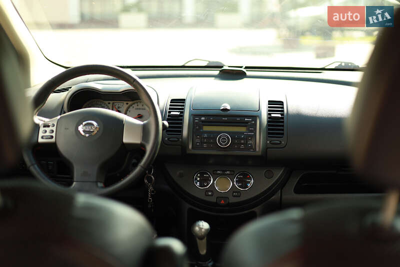 Хэтчбек Nissan Note 2007 в Львове