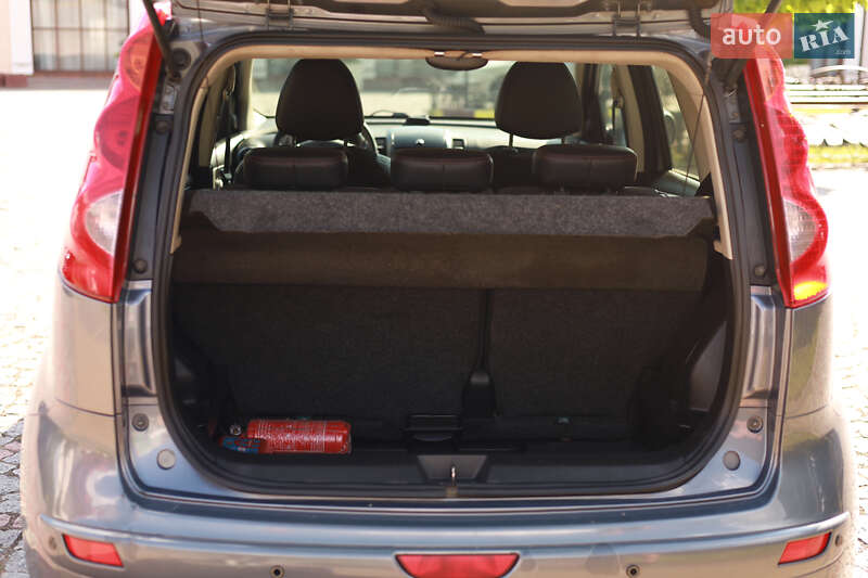 Хэтчбек Nissan Note 2007 в Львове