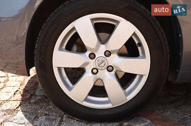Хэтчбек Nissan Note 2007 в Львове