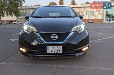 Хэтчбек Nissan Note 2017 в 