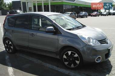 Хэтчбек Nissan Note 2012 в Могилев-Подольске