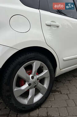 Хетчбек Nissan Note 2010 в Львові