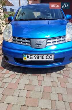Хэтчбек Nissan Note 2007 в 