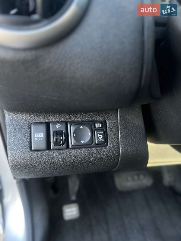 Хэтчбек Nissan Note 2011 в Белгороде-Днестровском