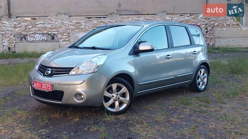 Хетчбек Nissan Note 2010 в Луцьку