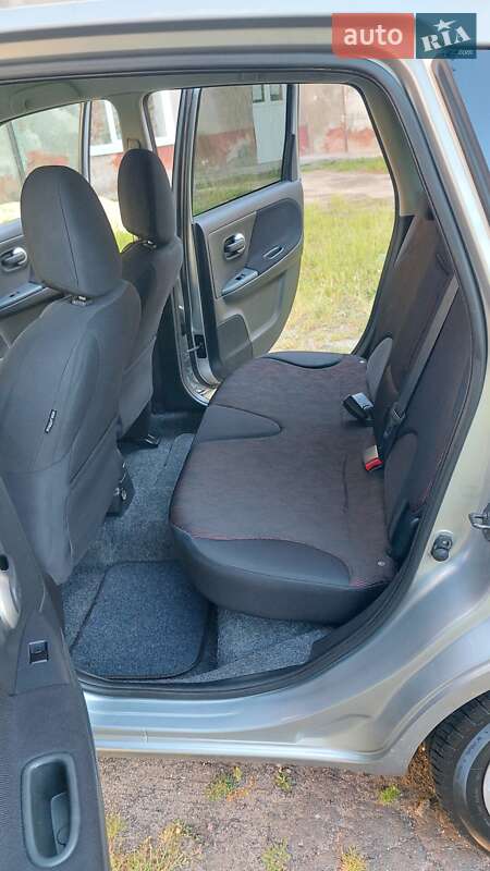 Хетчбек Nissan Note 2010 в Луцьку
