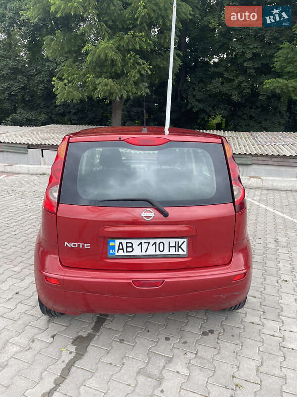 Хэтчбек Nissan Note 2008 в Виннице