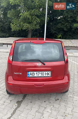 Хэтчбек Nissan Note 2008 в 