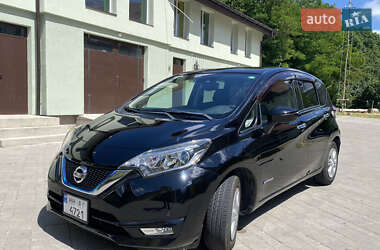 Хэтчбек Nissan Note 2017 в Львове