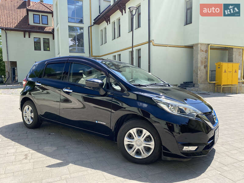 Хэтчбек Nissan Note 2017 в Львове