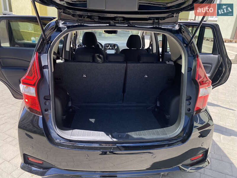 Хэтчбек Nissan Note 2017 в Львове