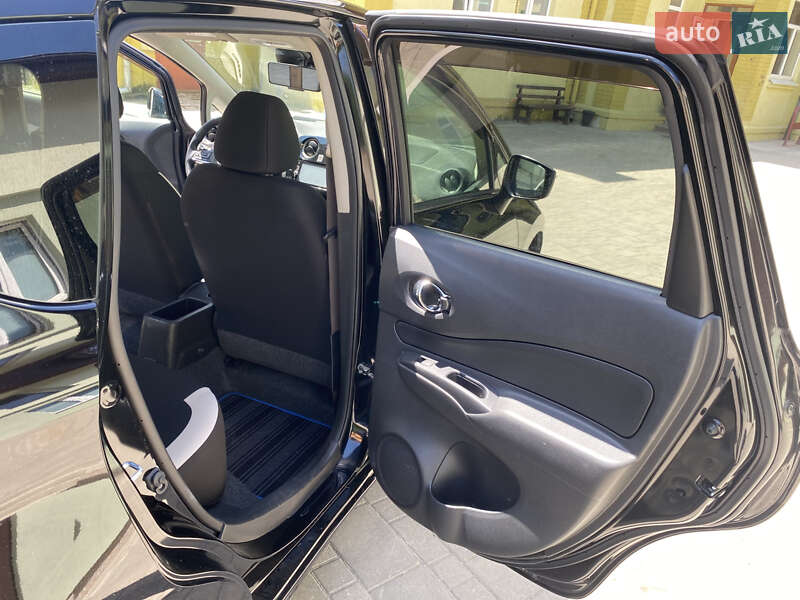 Хэтчбек Nissan Note 2017 в Львове