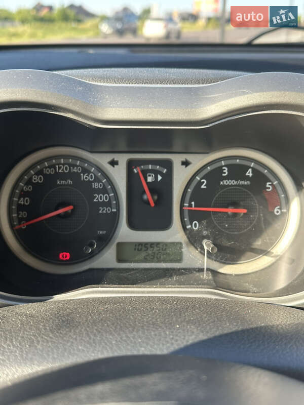 Хэтчбек Nissan Note 2006 в Луцке