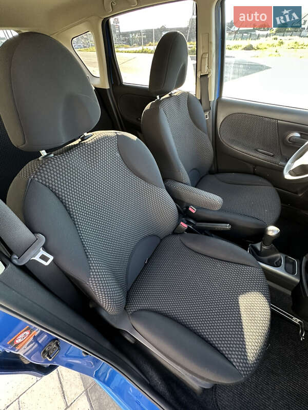 Хэтчбек Nissan Note 2006 в Луцке