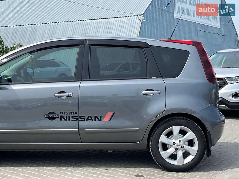 Хэтчбек Nissan Note 2011 в Львове