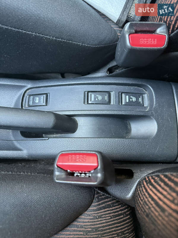 Хэтчбек Nissan Note 2010 в Житомире