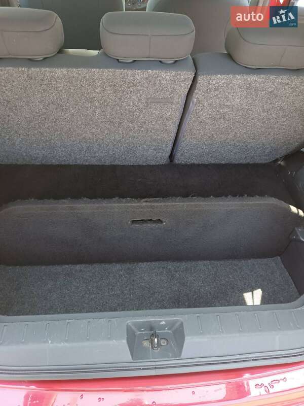 Хэтчбек Nissan Note 2012 в Ровно