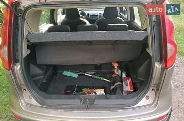 Хэтчбек Nissan Note 2007 в 
