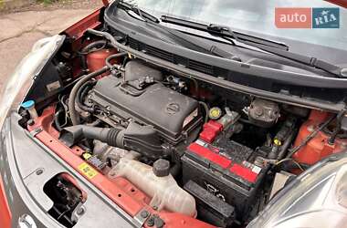 Хэтчбек Nissan Note 2006 в 