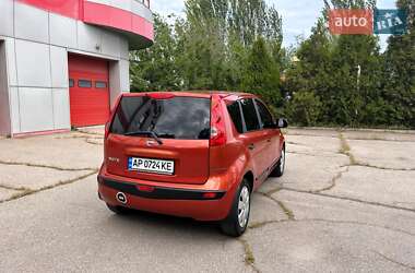 Хэтчбек Nissan Note 2006 в 