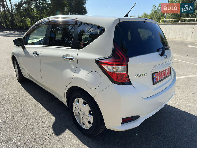 Хэтчбек Nissan Note 2017 в Киеве