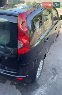 Хэтчбек Nissan Note 2007 в 