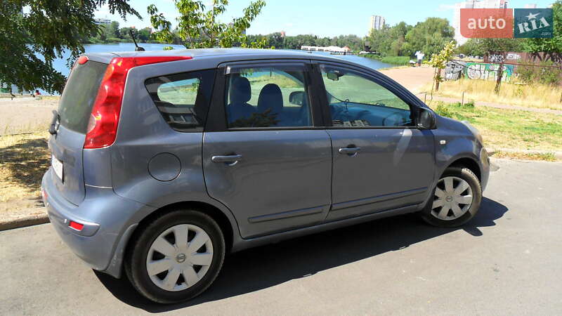 Хэтчбек Nissan Note 2007 в Киеве