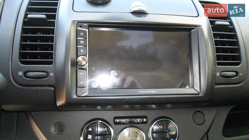 Хэтчбек Nissan Note 2007 в Киеве