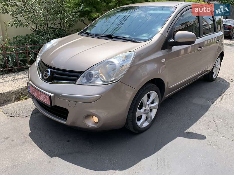 Хэтчбек Nissan Note 2009 в Одессе